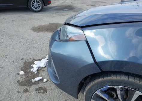 2017 Toyota Corolla Se from USA, damaged, VIN 2T1BURHE2HC829588